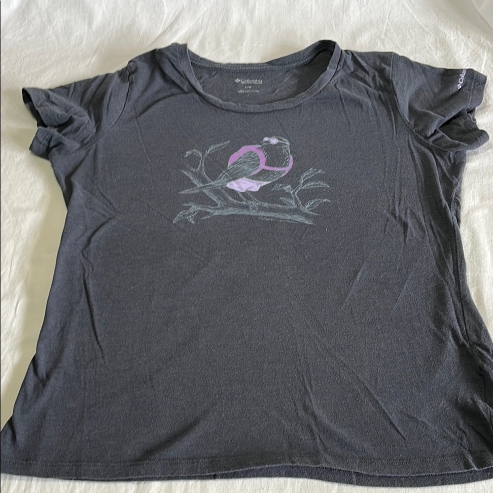 Columbia Women's Charcoal Tee with Bird Graphic, size large